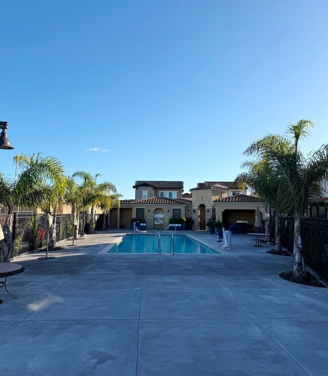 Building Photo - Beautiful Newer Two Story Home in the Gated Community of HG Gardens