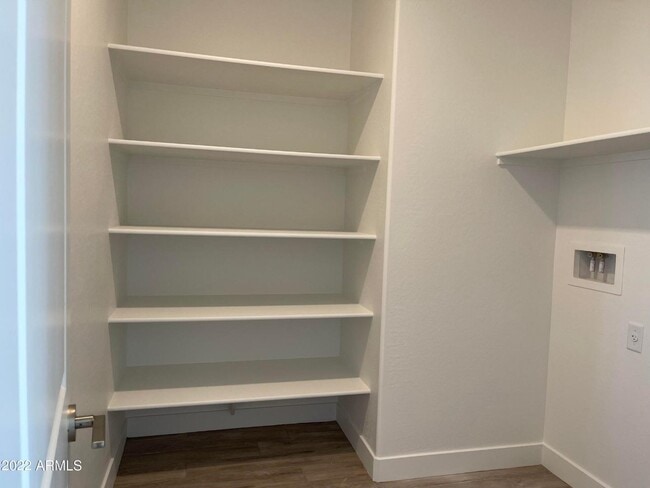 Building Photo - 12459 W Cabrillo Dr