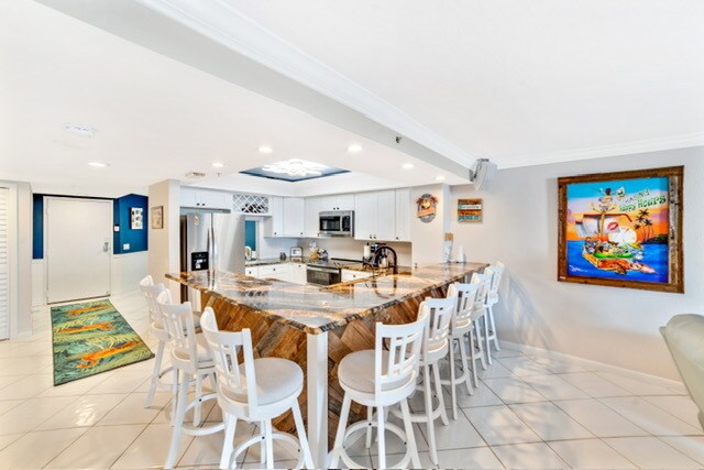 Building Photo - 6035 Sea Ranch Dr