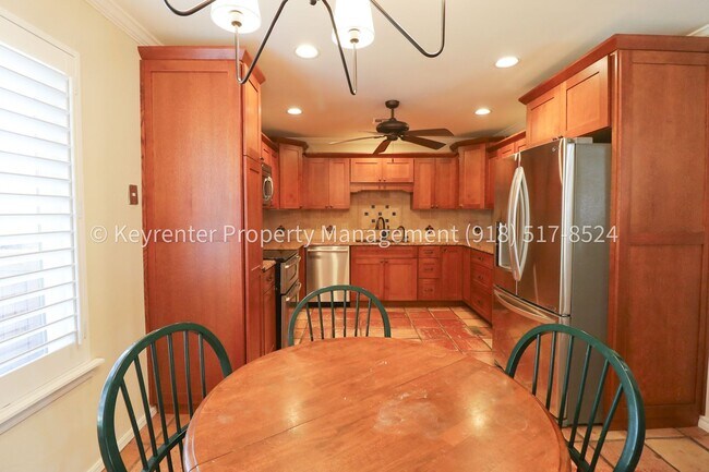 Building Photo - 4 Bed | 3 Bath | 2,659 sqft | Tulsa | Jenks School District