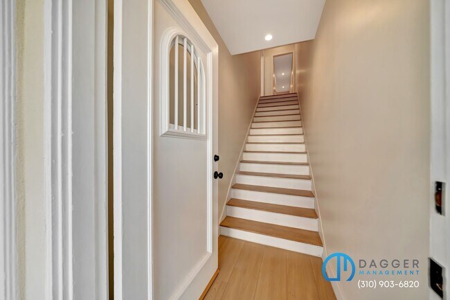 Building Photo - 2800 Winter St