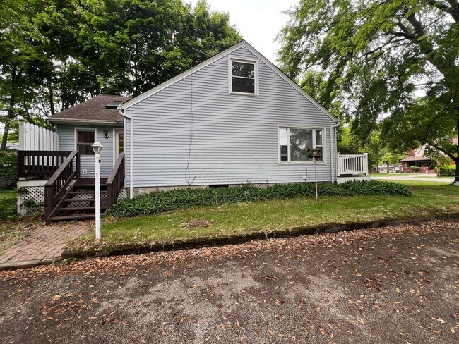 Building Photo - 6170 Mentor Park Blvd