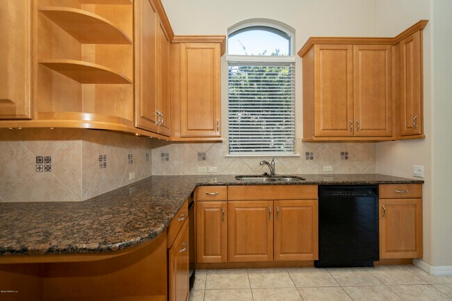 Building Photo - 3668 Windmoor Dr