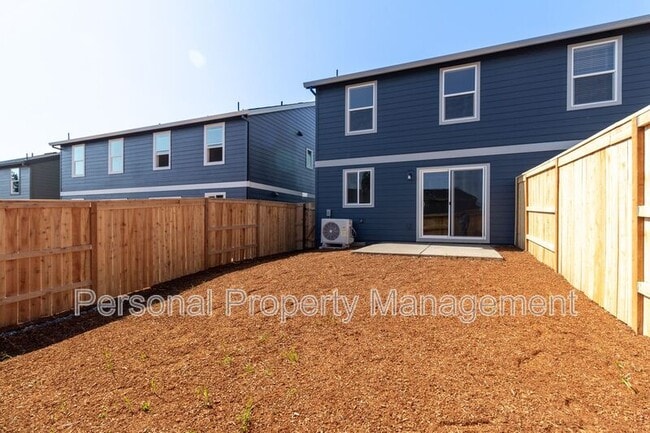 Building Photo - 242 N Layla Pl