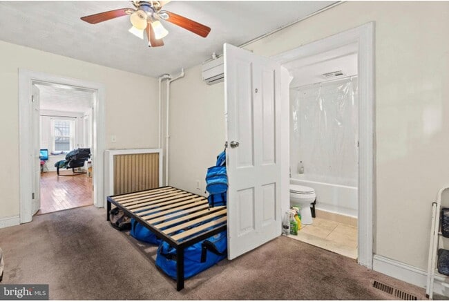 Building Photo - Modern Capitol Hill Location Basement Unit with 1 Bedroom, 1 Bathroom, Private Patio