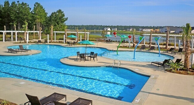 Building Photo - 4 Bedroom 2.5 Bath House in Cane Bay Plantation - Summerville