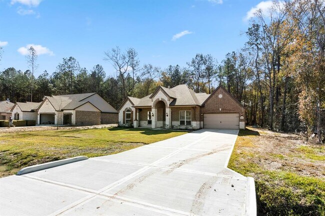 Building Photo - 1433 Rd 66113