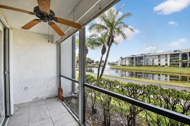 Building Photo - 1013 Green Pine Blvd