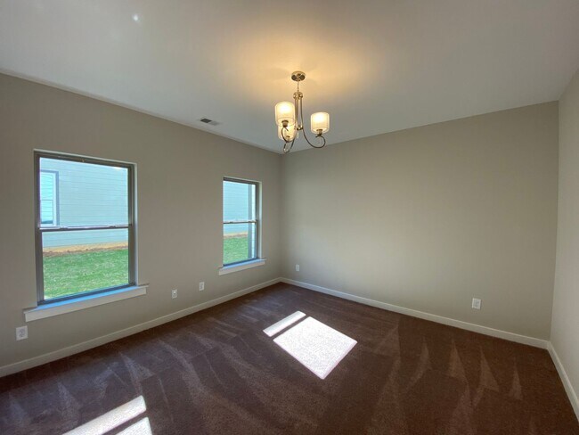 Building Photo - Home for Rent in Pinson, AL!!! Available to View!
