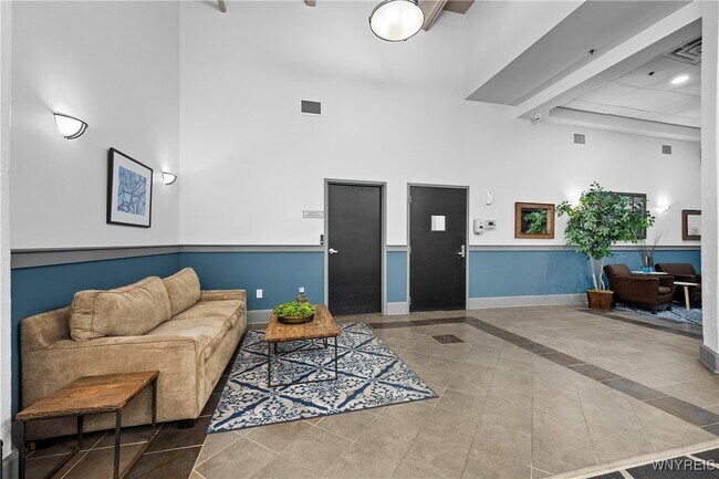 Building Photo - 210 Ellicott St
