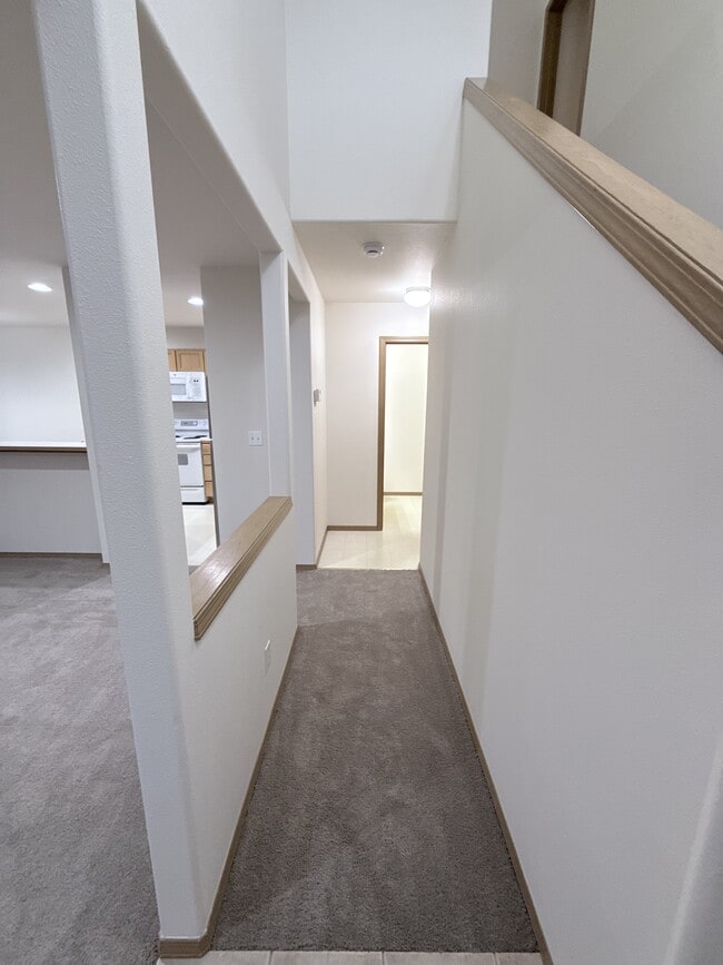 Building Photo - 414 91st Ave SE