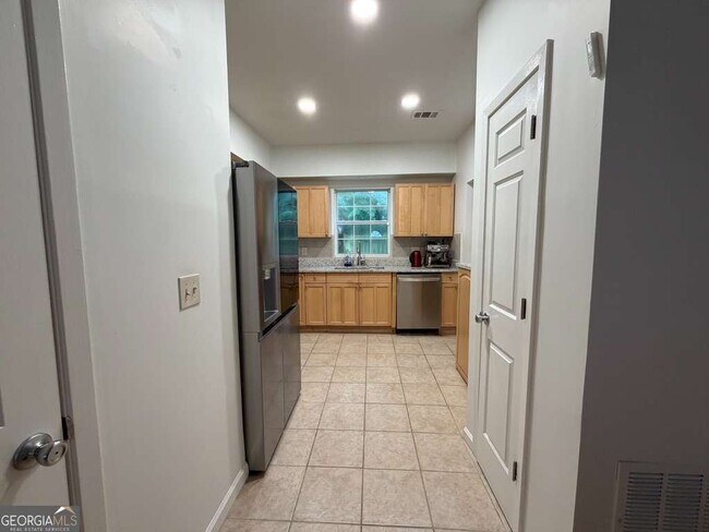 Building Photo - 3635 Monticello Cmns NW