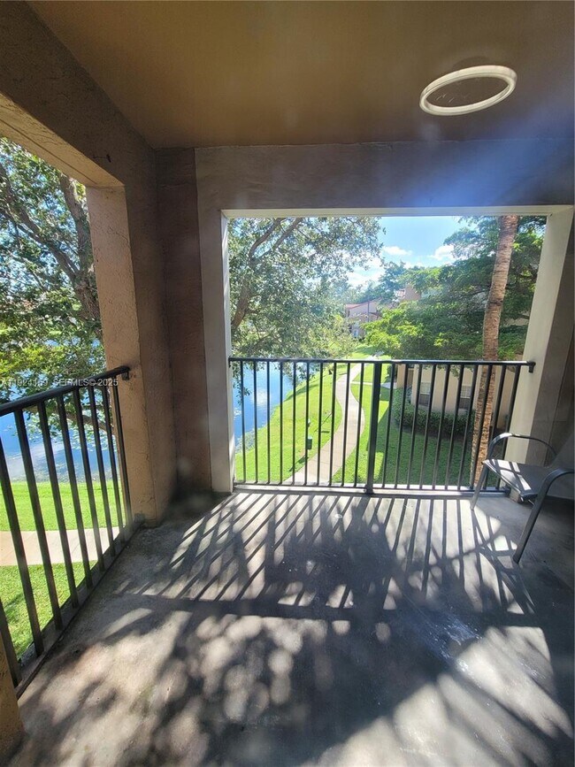 Building Photo - 2133 Renaissance Blvd