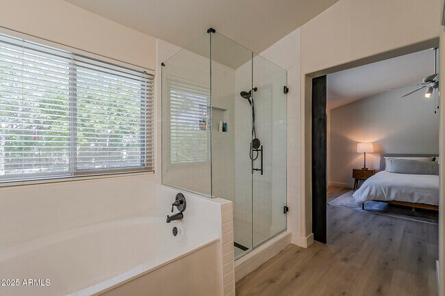 Building Photo - 4730 E Desert Cactus St