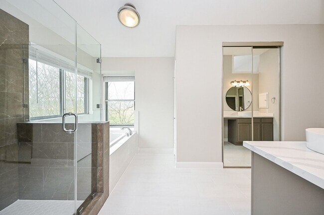 Building Photo - 3030 Great Lakes Ave