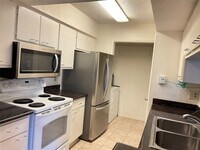 Building Photo - 2800 Jeanetta St
