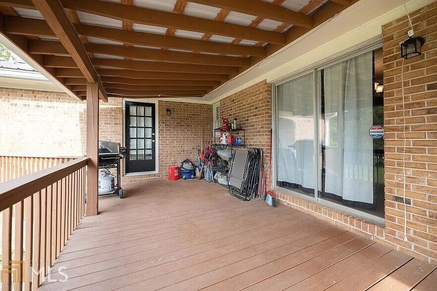 Building Photo - 295 Vincent Dr