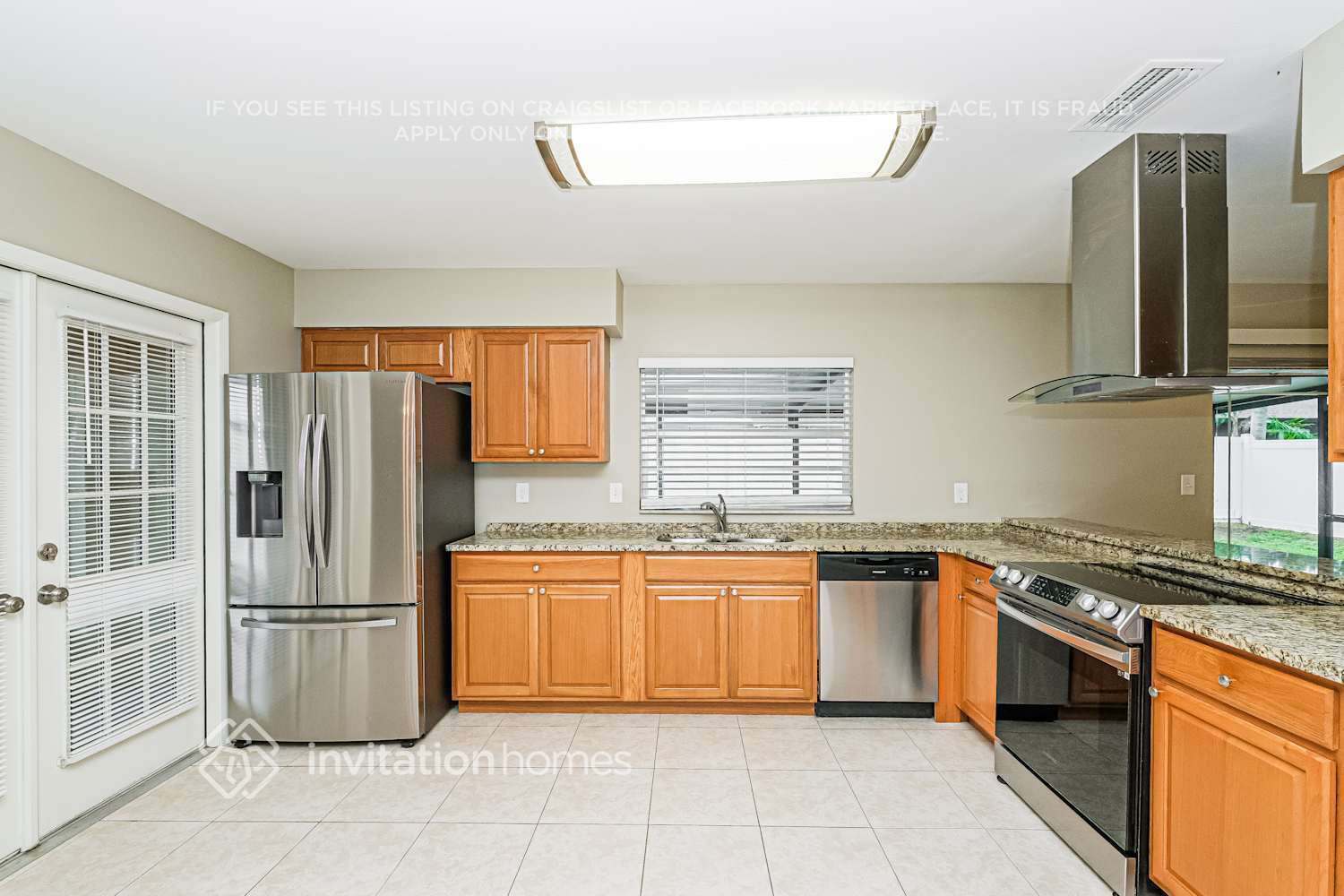 Building Photo - 553 Oak Creek Dr