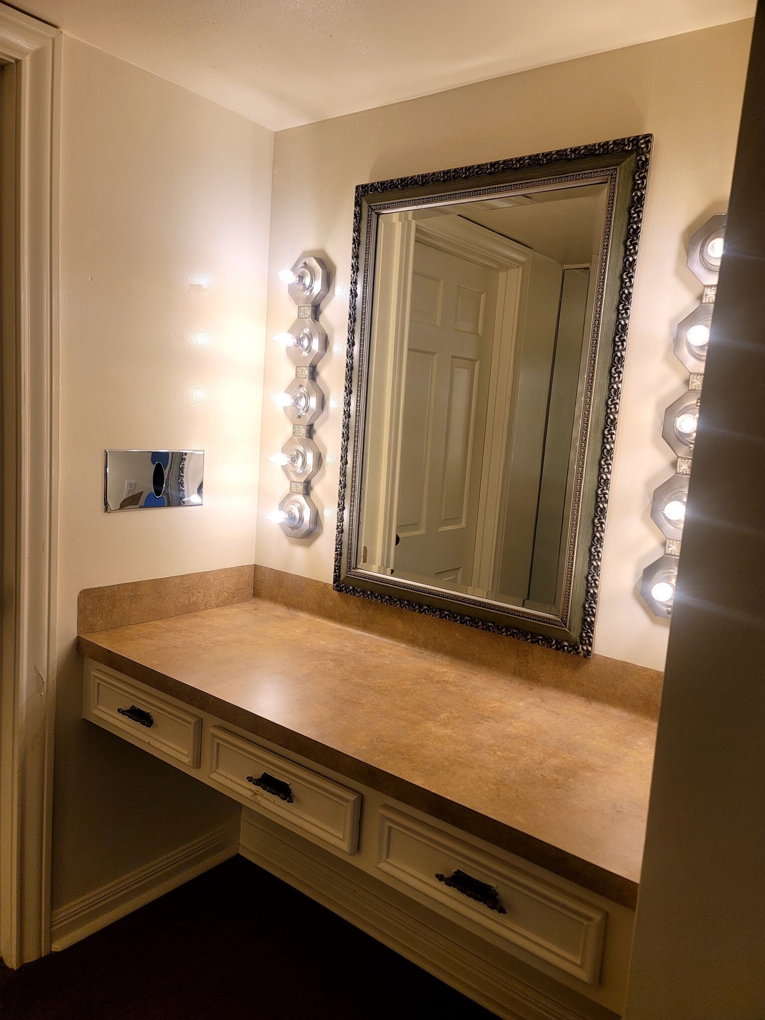 Building Photo - 2820 N Fourth St