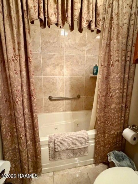 Building Photo - 4017 Coco Miquel Rd