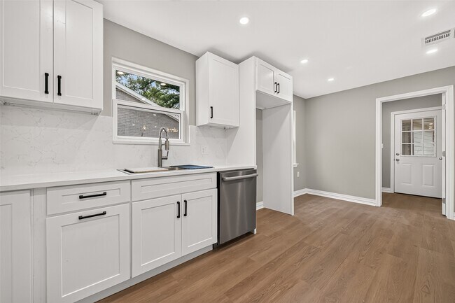 Building Photo - 1722 Shannon Valley Dr