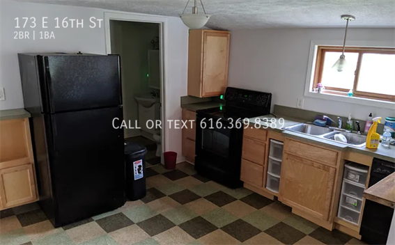 Building Photo - 173 E 16th St