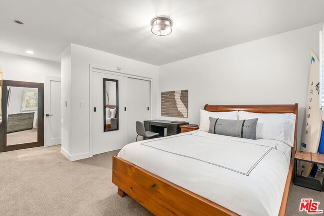 Building Photo - 3355 Alana Dr