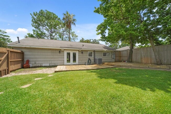 Building Photo - 10602 Willowisp Dr