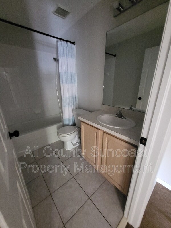Building Photo - 3874 Mariner Dr