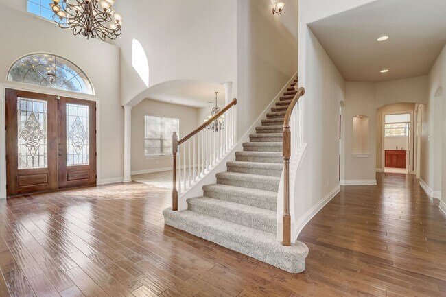 Building Photo - July Move-In Special - Spring Branch Oasis...