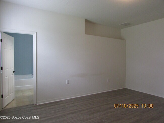 Building Photo - 1708 Maeve Cir