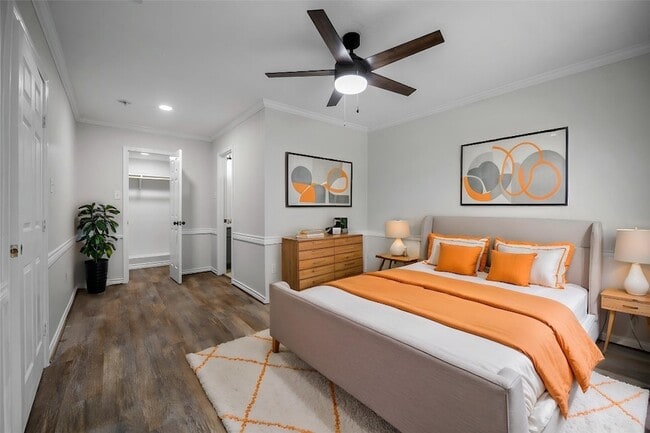 Building Photo - 3718 Treasure Island Dr