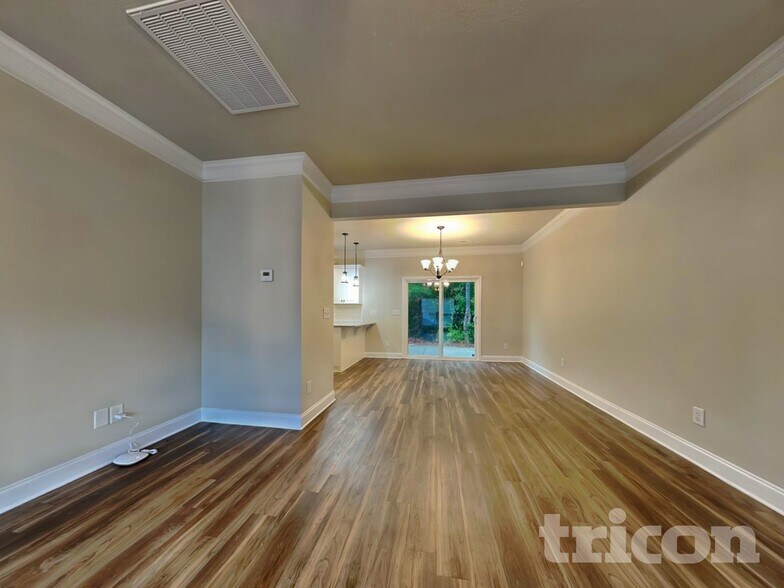 Building Photo - 124 Swinton Pond Rd