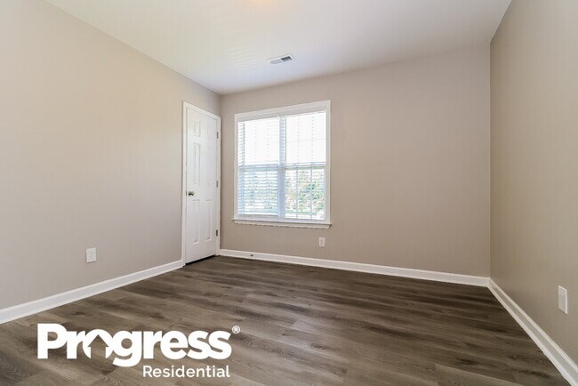 Building Photo - 42 Stafford Ct