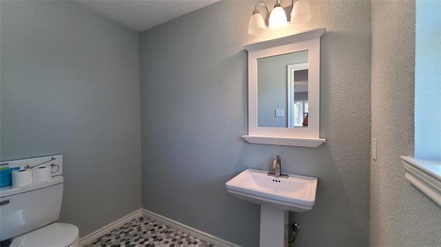 Building Photo - 130 Littlefield Dr