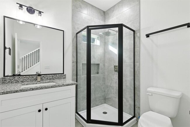 Building Photo - 914 Timberglen Ct