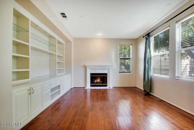 Building Photo - 122 Via Katrina