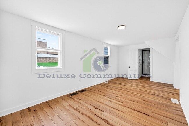 Building Photo - 3 Bedroom Single Family Home- Wyoming- Completely Remodeled!!!