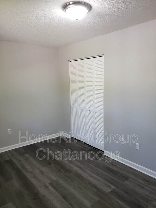 Building Photo - 218 Townsend Cir