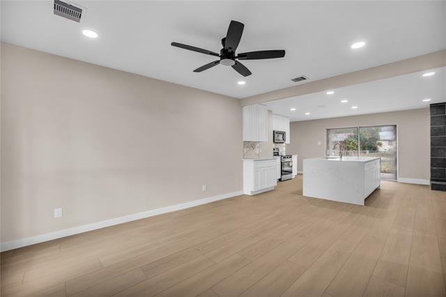 Building Photo - 1913 Fairfield Dr