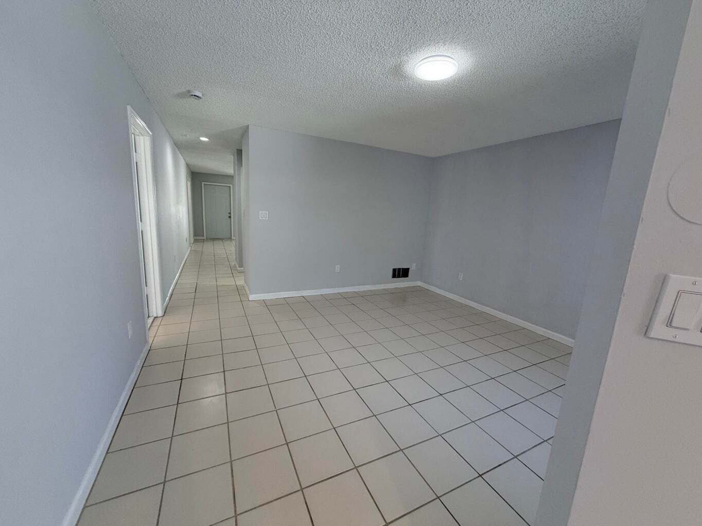 Building Photo - 182 Sparrow Dr