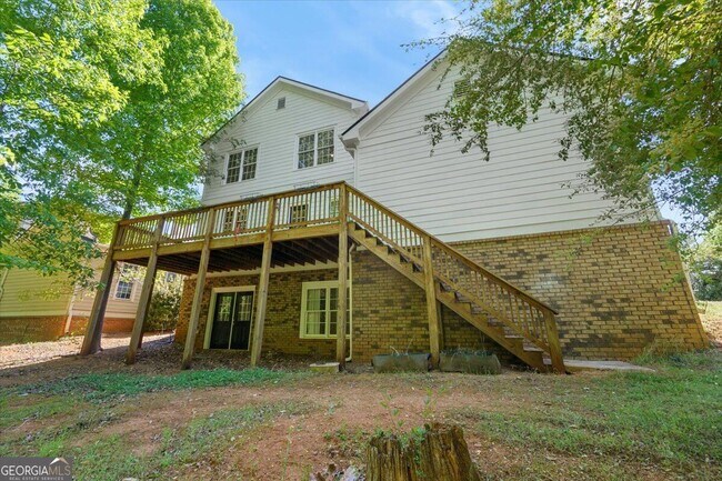 Building Photo - 728 Markhams Dr