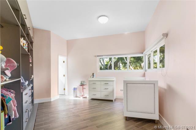 Building Photo - 8425 SW 58th St