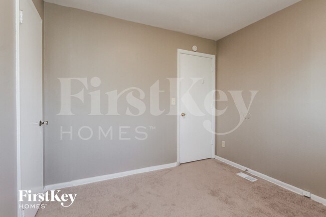 Building Photo - 531 S Arlington Ave