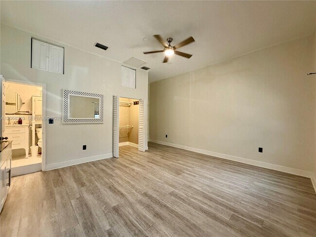 Building Photo - 2802 SW 149th Pl