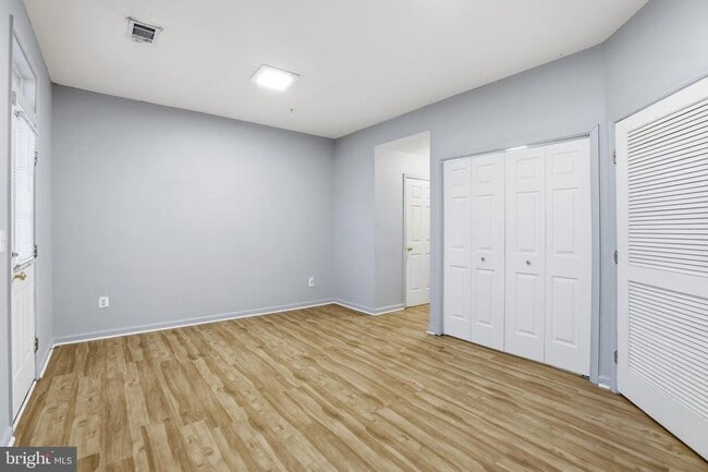 Building Photo - 2957 Huntington Grove Square