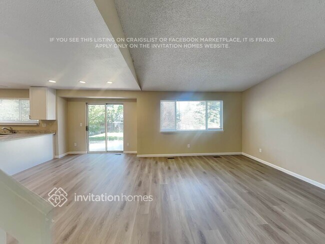 Building Photo - 10625 Hyacinth Ct