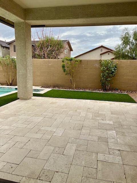 Building Photo - 71 W Megan St