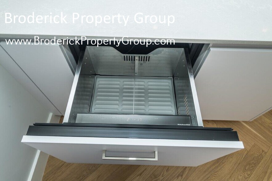 Building Photo - 464 Massachusetts Ave