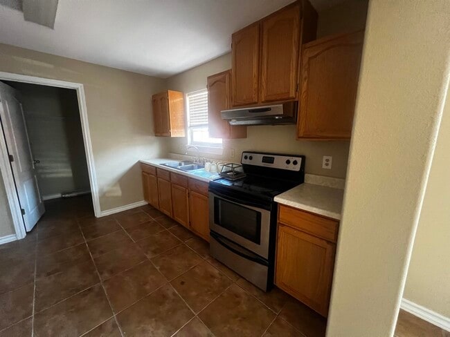 Building Photo - 2630 Comal Loop